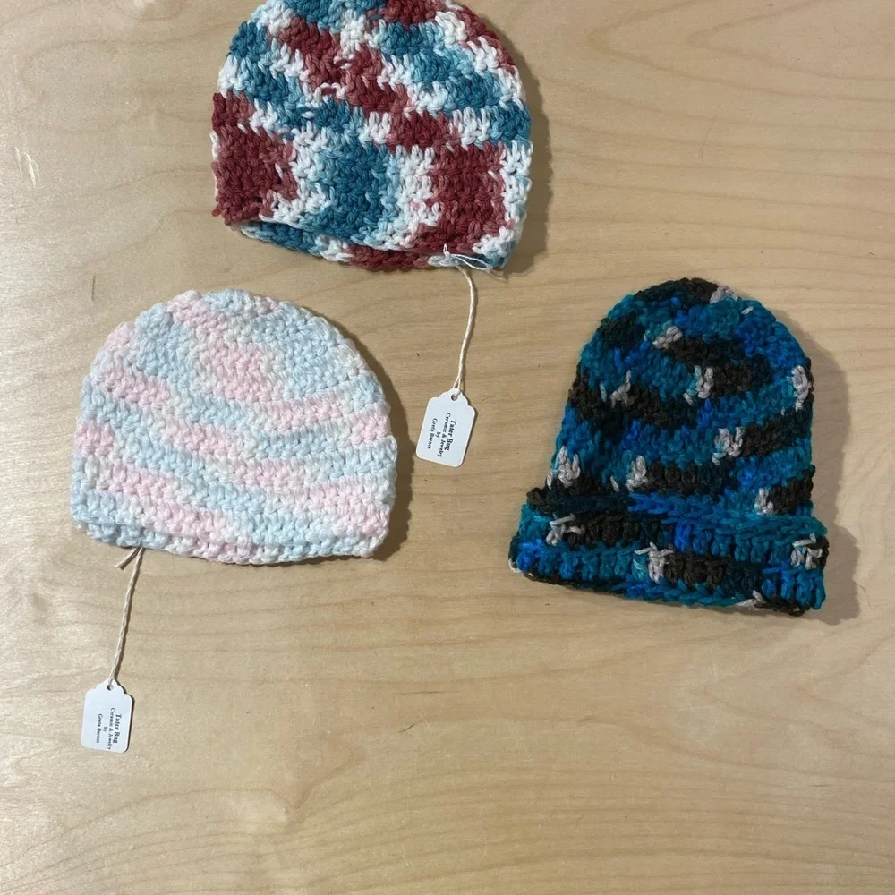 Handmade Multicolor Crochet Beanie Set for Kids (QG)